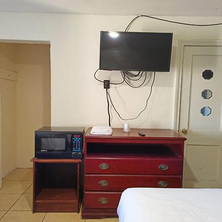 Crown Inn By Oyo Orangeburg Hwy 301 المظهر الخارجي الصورة