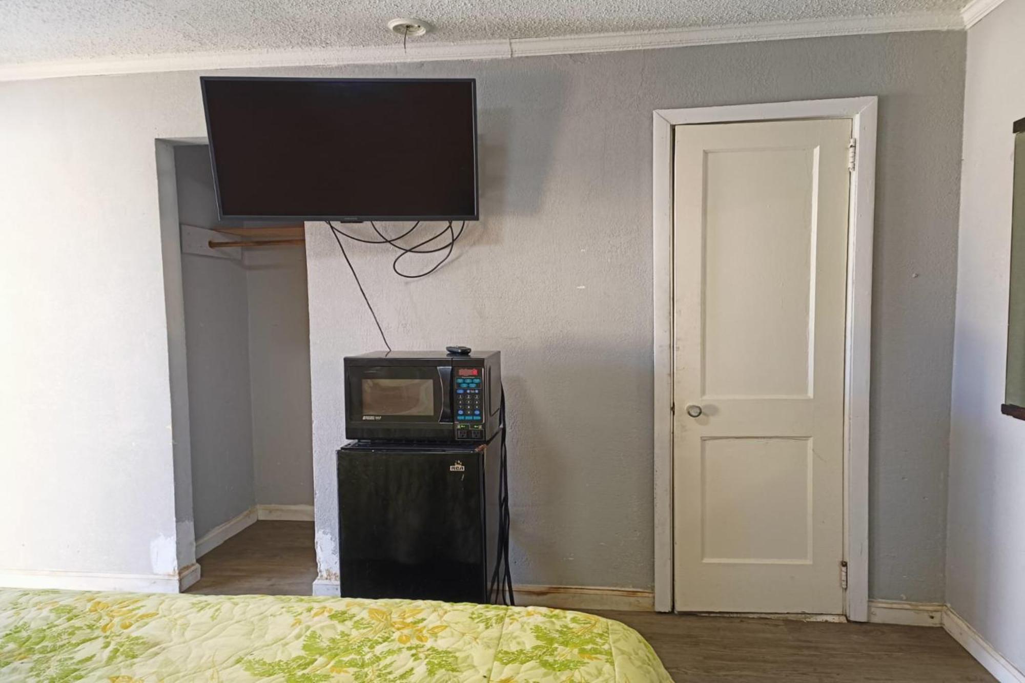 Crown Inn By Oyo Orangeburg Hwy 301 المظهر الخارجي الصورة