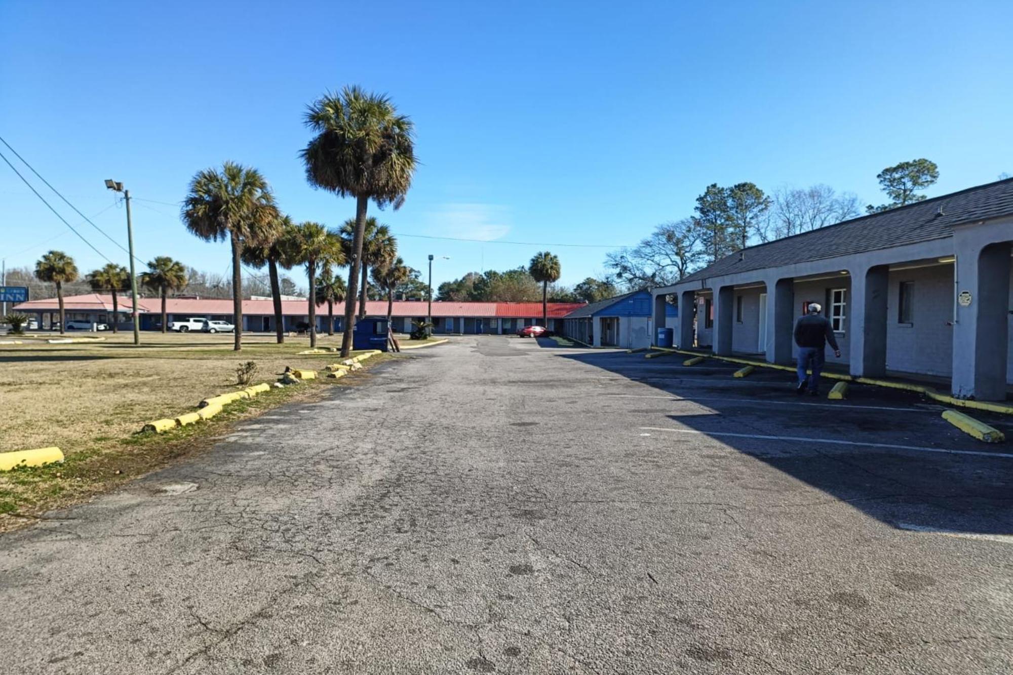 Crown Inn By Oyo Orangeburg Hwy 301 المظهر الخارجي الصورة
